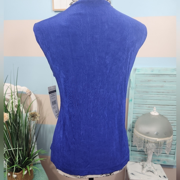 NWT Laura Ashley Easy Wear Blue Sleeveless Top - Picture 5 of 8